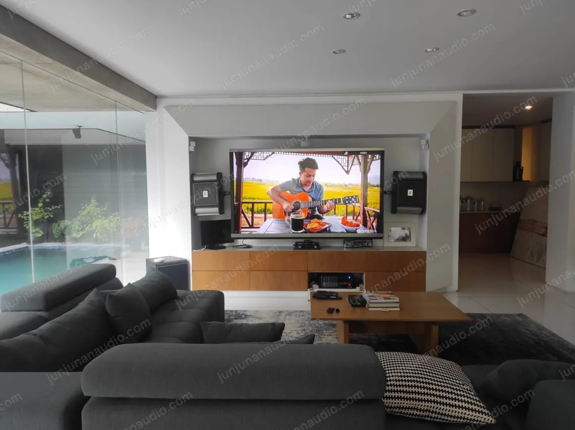 Ruang home theater Batu Nunggal 04