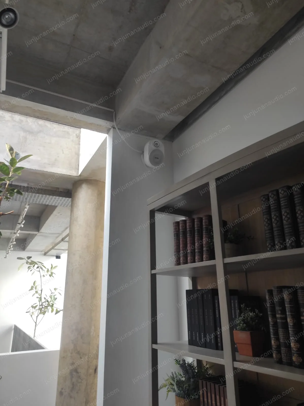 Instalasi audio Jonas Photo Bandung 08